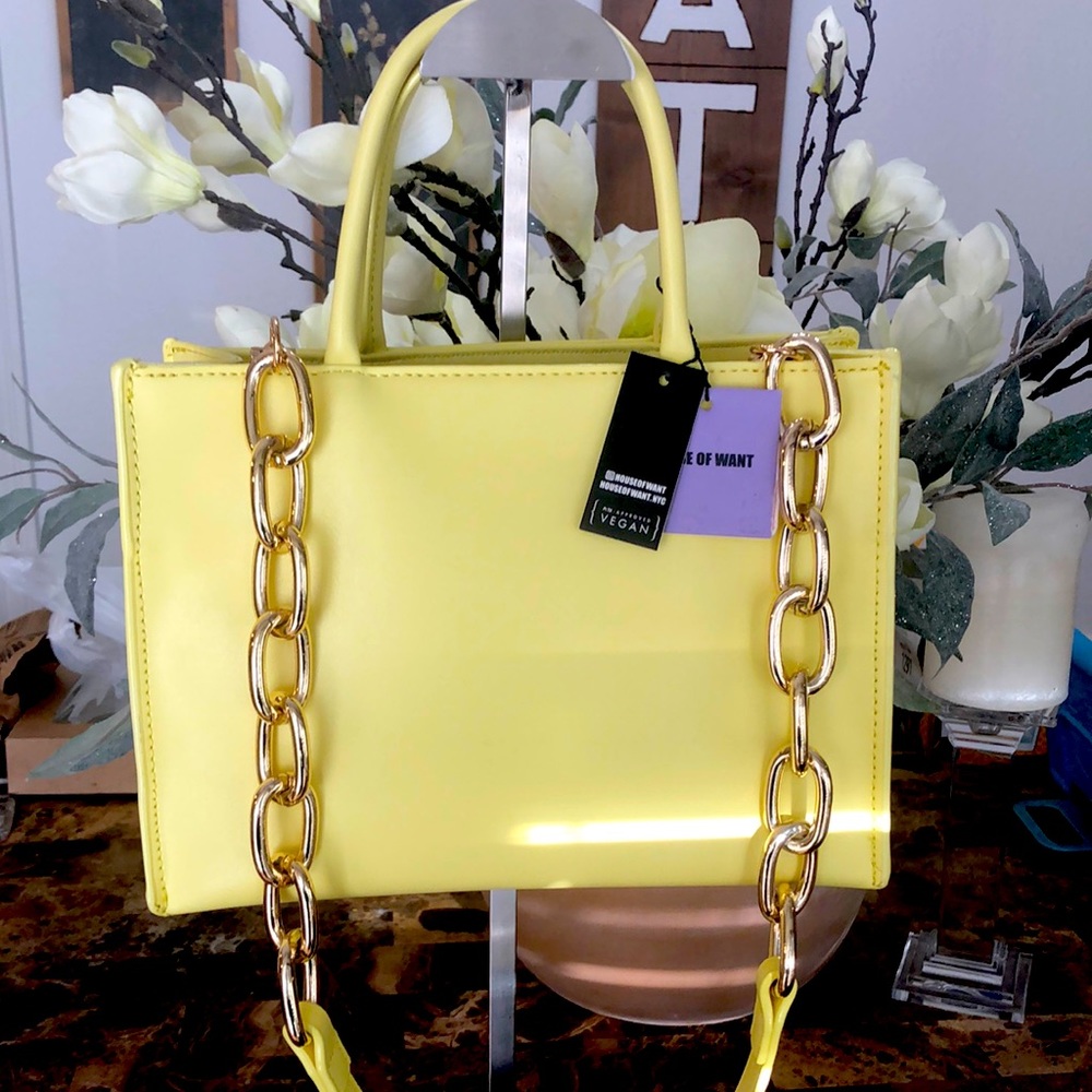 House of want Color: Lemon